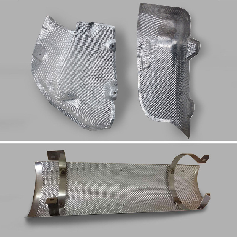 Pannello adesivo termico in tessuto e alluminio riflettente paracalore  protezione plastiche e carene 1100gr/mq Packaging - 35cm x 33cm