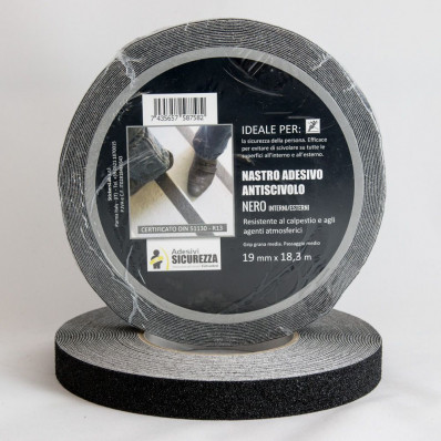 Nastro adesivo antiscivolo certificato colore nero in varie