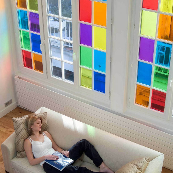 MEFFEE Transparente Farbige Fensterfolie Wärmeschutz Anti UV Buntglas  Dekorative Tönung Selbstklebende Folie Mit Zwei-Wege-Perspektive Für Das  Heimbüro,A,30x700cm(12x276inch) : : Küche, Haushalt & Wohnen
