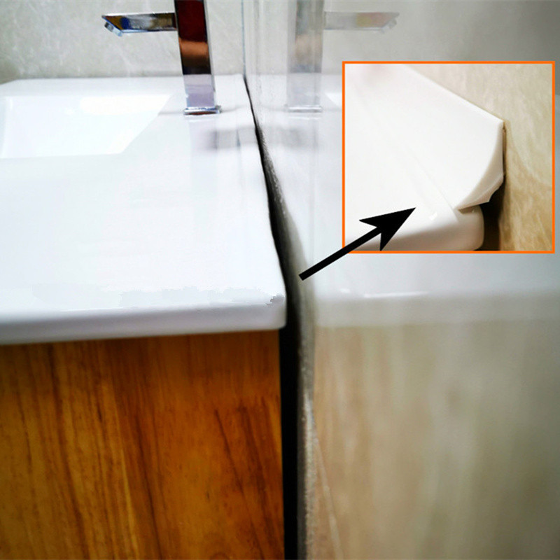 Faltbare Duschtürschwelle, Dusche Wasserstop Wasserdichter Streifen  Silikon-Dichtung Selbstklebend hält das Wasser innerhalb der Schwelle Für  Nass- Und Trockentrennung (Size:0.5m(19in),Color:Grau) : : Baumarkt