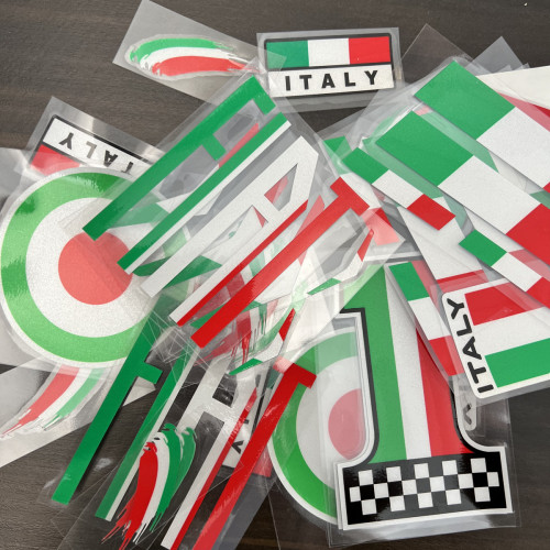 Adesivi bandiera Italia vari modelli rifrangenti riflettenti