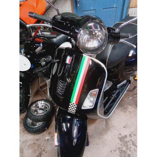 Reflective Italian flag and checkered sticker for Piaggio vespa motorcycles